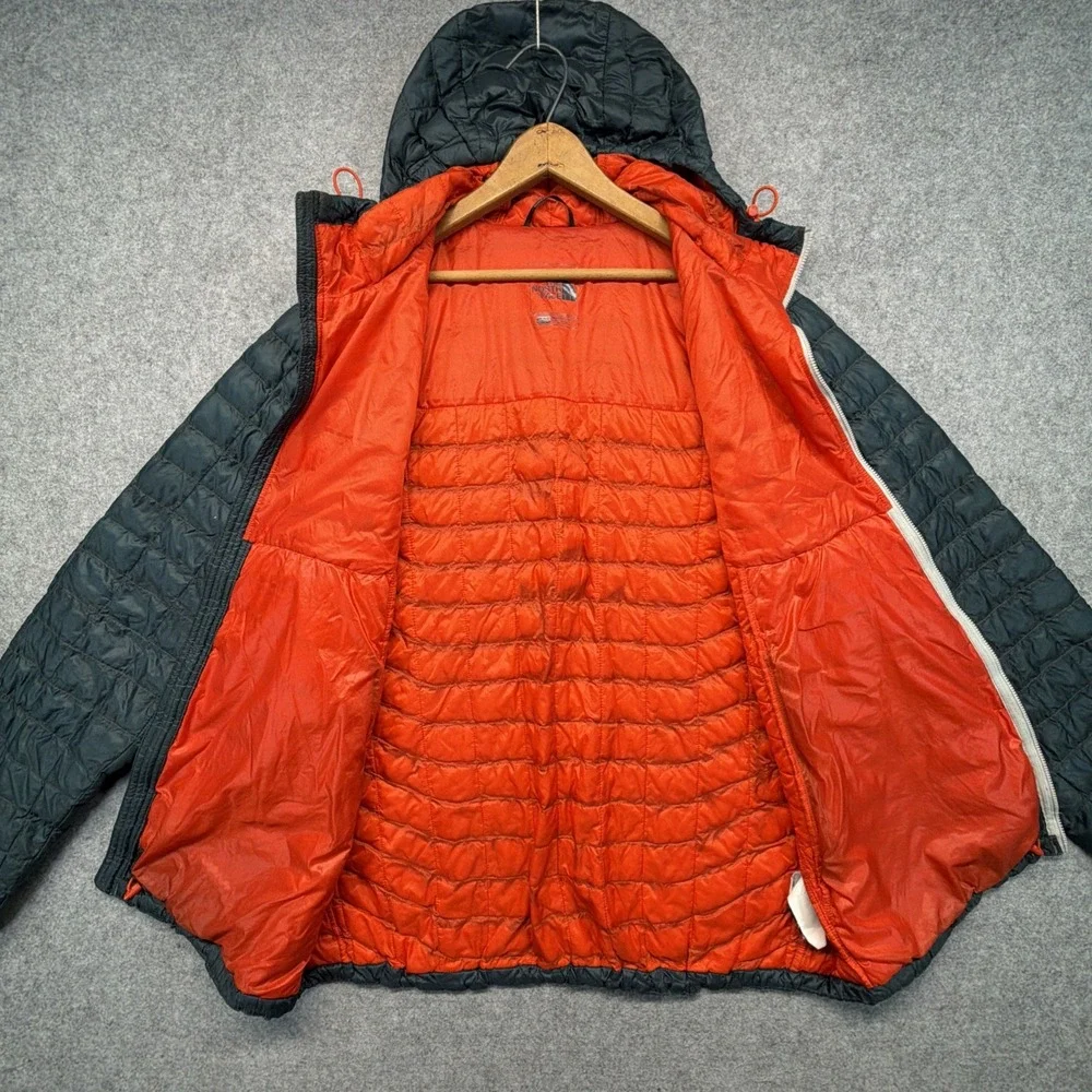The North Face Thermoball Hoodie Jacket Mens XL Blue Quilted Puffer